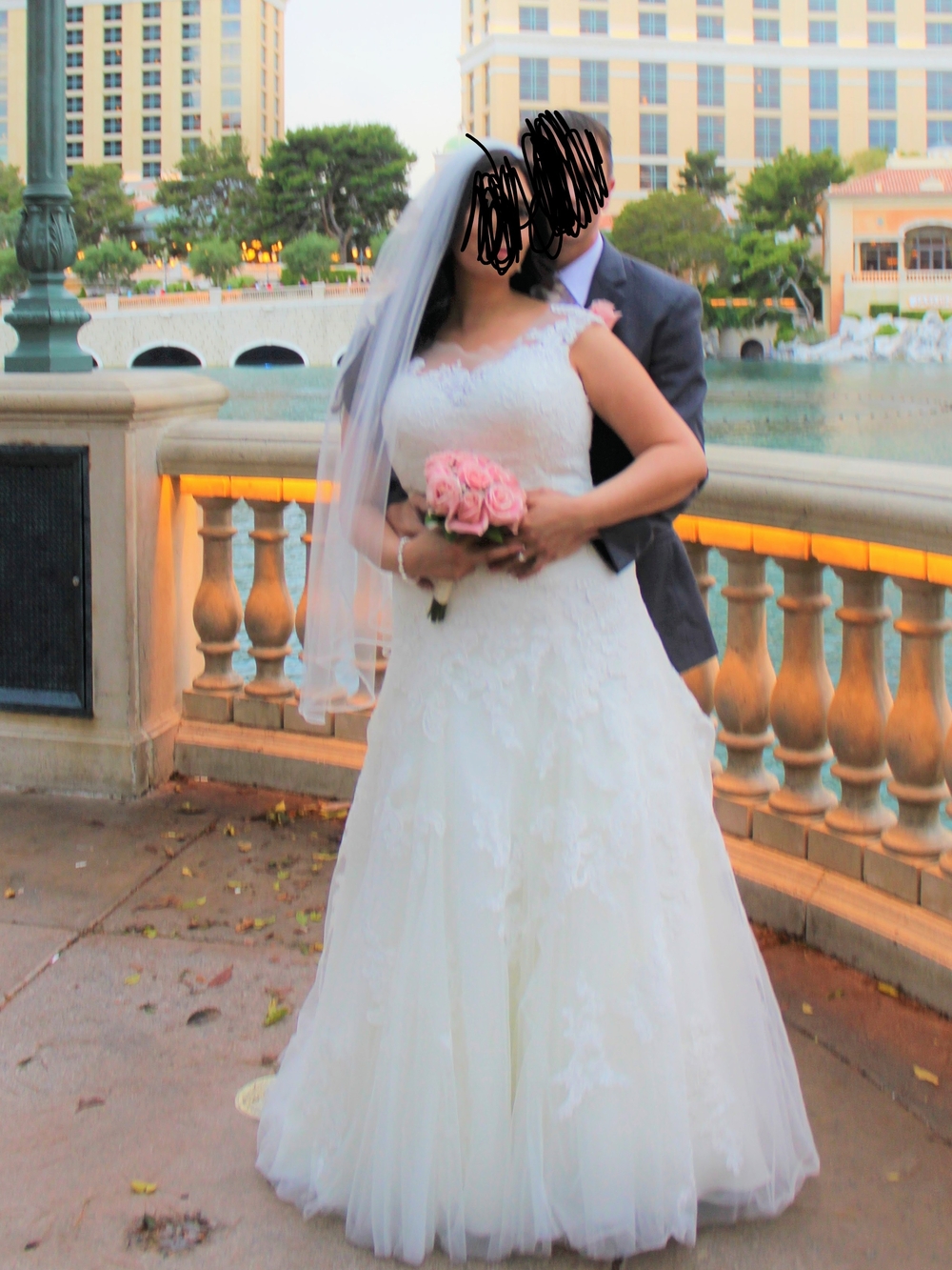 Ivory Lace A-Line Wedding Dress with Veil